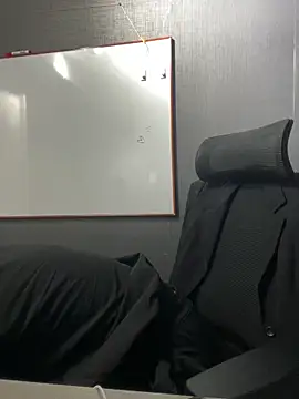 Snapshot of Isabella_Varella chatting on February 13, 2026, 12:27 pm Isabella Varella online show from February 13, 2026, 12:27 pm