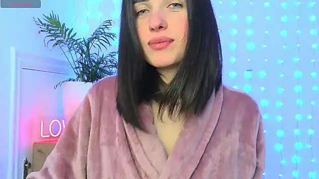 Snapshot of neferutt chatting on February 5, 2026, 4:47 pm neferutt online show from February 5, 2026, 4:47 pm