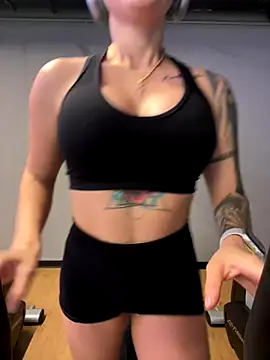 ValentinaMilann online show from October 10, 2025, 7:15 pm