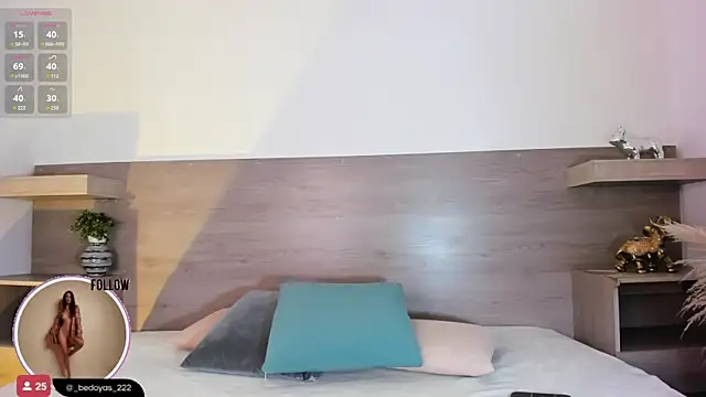 alison222  online show from March 17, 2025, 8:09 pm