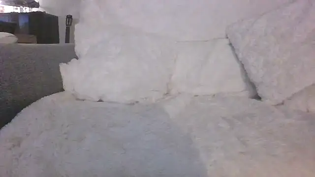 Valentinette online show from March 12, 2026, 8:35 pm