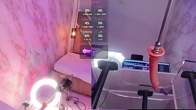 Snapshot of RoxyLicious_ chatting on November 5, 2025, 12:41 pm RoxyLicious online show from November 5, 2025, 12:41 pm