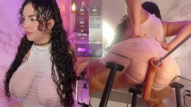 Snapshot of RoxyLicious_ chatting on November 19, 2025, 1:33 pm RoxyLicious online show from November 19, 2025, 1:33 pm