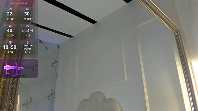 Candaceoweens online show from November 26, 2025, 3:39 am