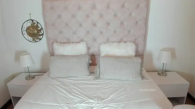 Lyliboom online show from March 4, 2025, 8:38 pm