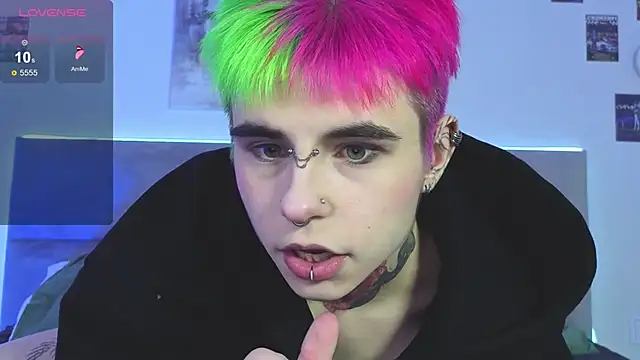 Alex Vallley online show from September 30, 2025, 11:00 pm