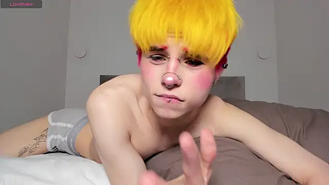 Alex Vallley online show from March 9, 2025, 6:11 pm