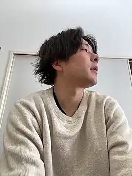 waka3232 online show from February 9, 2026, 3:26 am