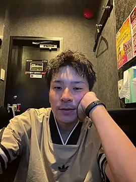 Snapshot of waka3232 chatting on July 19, 2026, 12:52 am waka3232 online show from July 19, 2026, 12:52 am