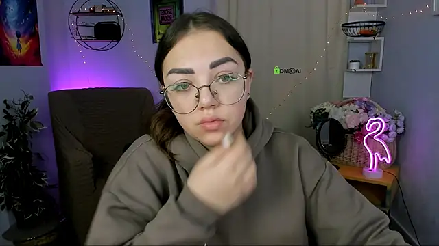 Snapshot of kiki_swan chatting on January 19, 2026, 6:50 am kiki swan online show from January 19, 2026, 6:50 am