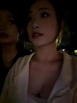 Snapshot of TOP_yoyo chatting on November 26, 2025, 2:17 pm TOP yoyo online show from November 26, 2025, 2:17 pm