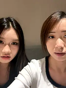 Snapshot of TOP_yoyo chatting on October 18, 2025, 11:12 am TOP yoyo online show from October 18, 2025, 11:12 am