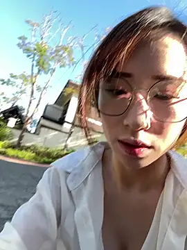 Snapshot of TOP_yoyo chatting on November 28, 2025, 8:14 am TOP yoyo online show from November 28, 2025, 8:14 am