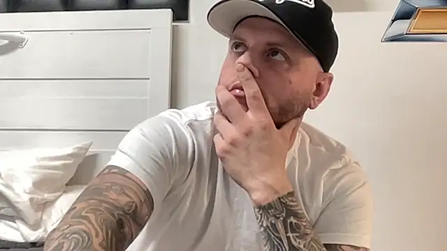 Snapshot of Thegreatwhitepipe chatting on September 30, 2025, 5:41 pm Thegreatwhitepipe online show from September 30, 2025, 5:41 pm