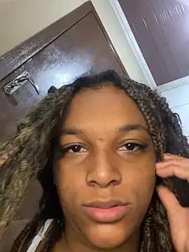 camila556799 online show from March 7, 2025, 10:46 am