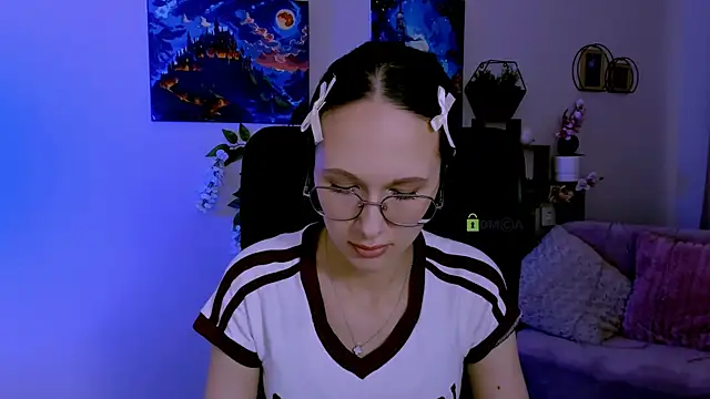 Snapshot of mona_cloud chatting on July 12, 2026, 8:37 am mona cloud online show from July 12, 2026, 8:37 am