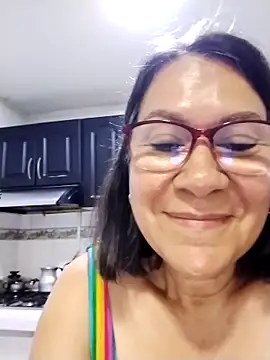 victoria wayne online show from May 11, 2026, 10:38 am