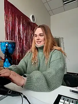 Snapshot of Juicy_PeachLux chatting on November 9, 2025, 9:13 am Juicy PeachLux online show from November 9, 2025, 9:13 am