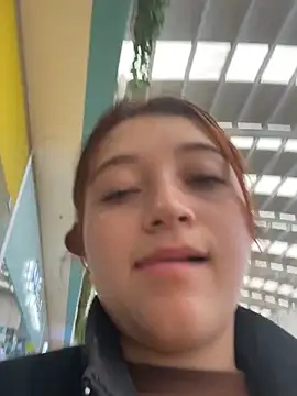 Snapshot of Karina_Leon chatting on May 6, 2026, 6:12 pm Karina Leon online show from May 6, 2026, 6:12 pm