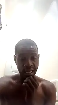 Snapshot of Bigjuicydick25 chatting on March 4, 2025, 10:49 pm Bigjuicydick25 online show from March 4, 2025, 10:49 pm