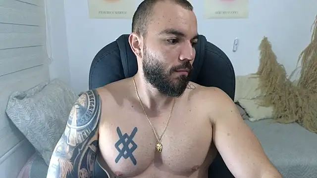 Isaac Carter online show from December 23, 2025, 11:09 am