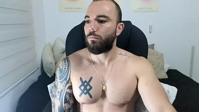 Snapshot of Isaac_Carter chatting on October 30, 2025, 10:57 am Isaac Carter online show from October 30, 2025, 10:57 am