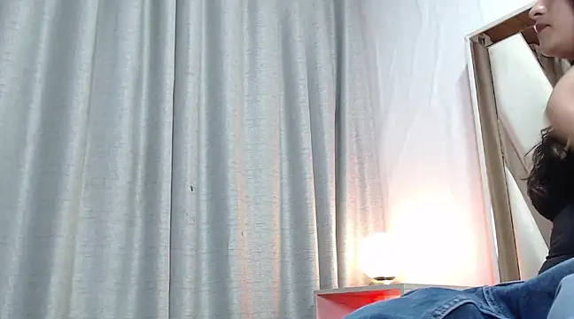 Snapshot of AvaX_777 chatting on March 13, 2025, 3:11 am AvaX 777 online show from March 13, 2025, 3:11 am