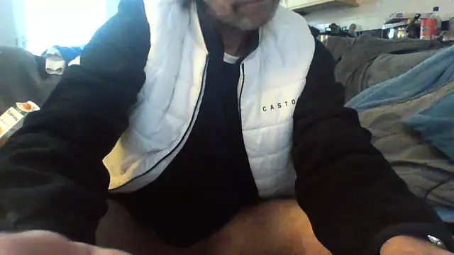 Snapshot of Grower_and_shower chatting on March 13, 2026, 4:01 pm Grower and shower online show from March 13, 2026, 4:01 pm