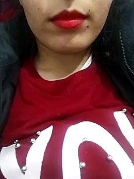 Snapshot of saraaxx1 chatting on March 10, 2025, 8:34 pm saraaxx1 online show from March 10, 2025, 8:34 pm