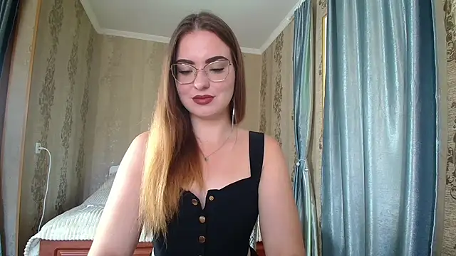 Leila Kissyu online show from September 25, 2025, 11:38 am