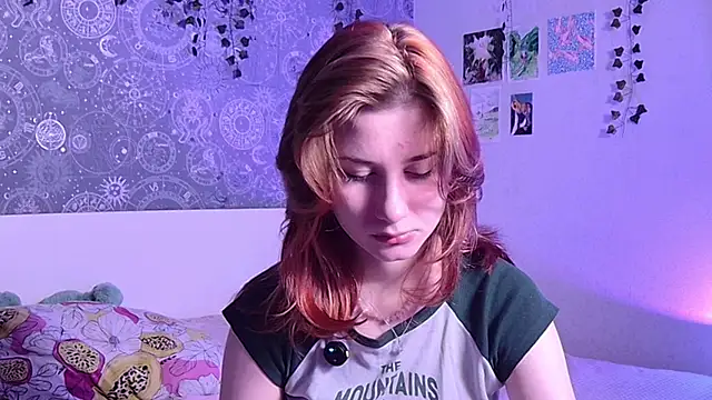 Snapshot of Cute_Cate404 chatting on November 9, 2025, 2:59 am Cute Cate404 online show from November 9, 2025, 2:59 am