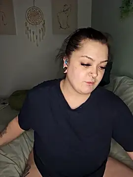 Saucy-Serenity online show from March 27, 2026, 8:32 pm