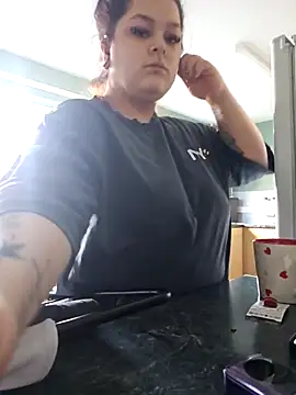 Saucy-Serenity online show from February 28, 2026, 3:33 pm