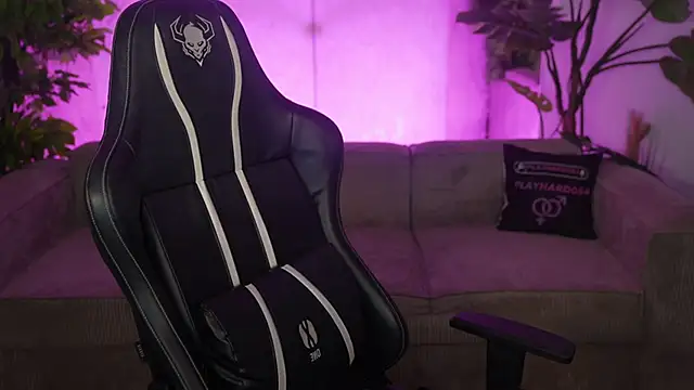 Billie054 online show from April 18, 2026, 6:49 am