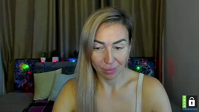 Kiss julli88I online show from December 5, 2025, 7:34 pm