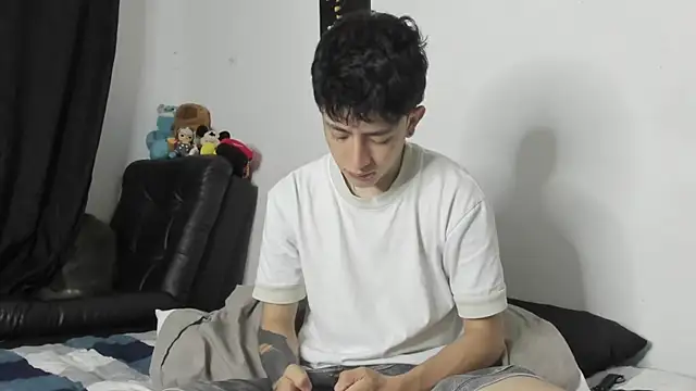 troy rouge online show from February 13, 2026, 11:10 am