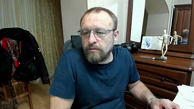 Grandor M online show from March 22, 2025, 4:04 pm