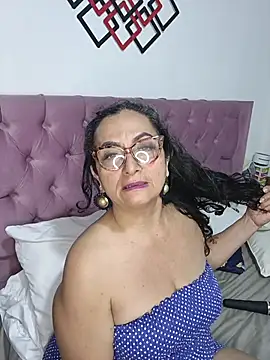 AlessandraLeroy online show from October 26, 2025, 1:17 am