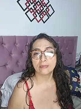 AlessandraLeroy online show from November 20, 2025, 2:12 am