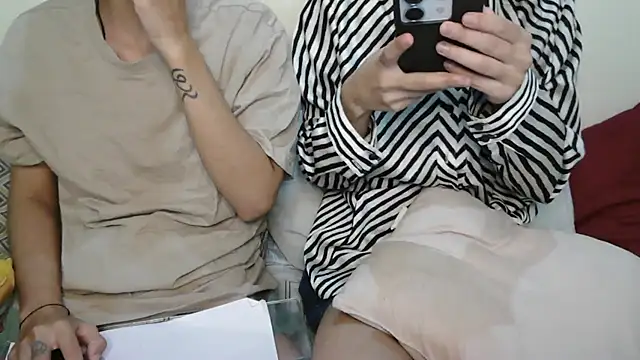 Snapshot of NaughtyThrouple007 chatting on October 4, 2025, 6:31 pm NaughtyThrouple007 online show from October 4, 2025, 6:31 pm