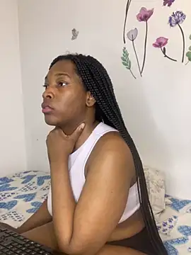 Nahomy gree online show from November 4, 2025, 5:11 am