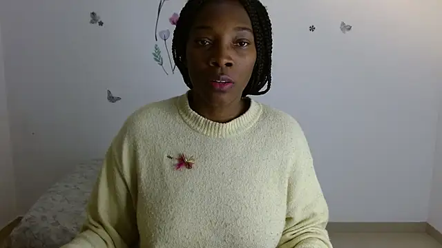 Nahomy gree online show from October 5, 2025, 5:31 am