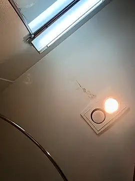 KITTYBOOBOOFUXX online show from November 13, 2025, 5:22 am