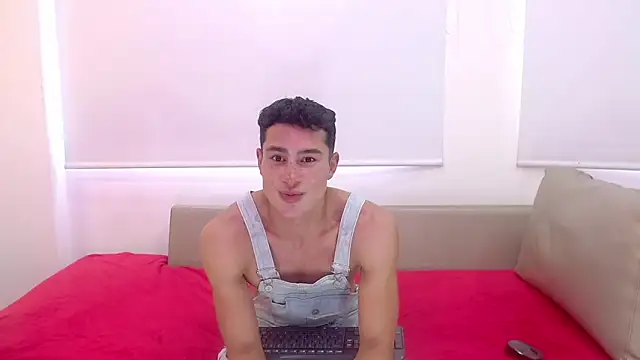 austinking  online show from March 21, 2025, 9:34 pm