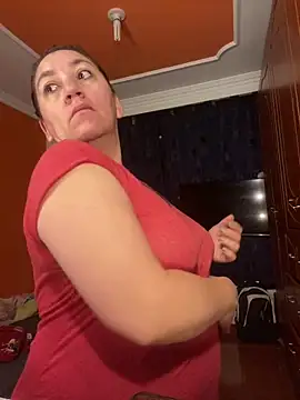 Luna-nevada online show from April 9, 2026, 9:59 am