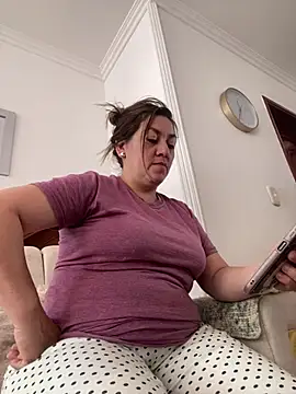 Luna-nevada online show from March 8, 2026, 4:32 pm