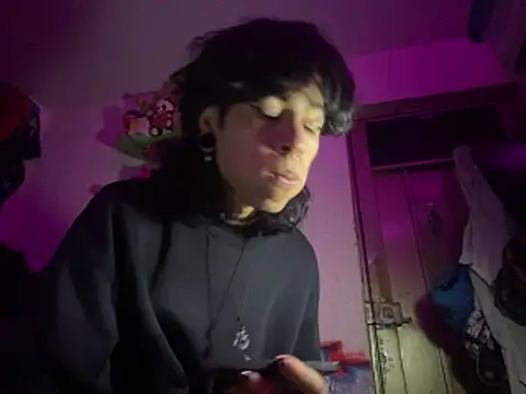 kirito kun online show from March 25, 2026, 3:28 am