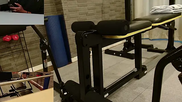 Snapshot of Stretch-man chatting on November 9, 2025, 4:38 am Stretch-man online show from November 9, 2025, 4:38 am