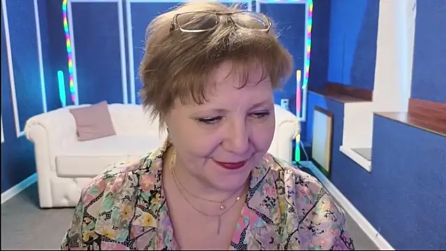 Kira Kenet online show from March 19, 2025, 4:36 am