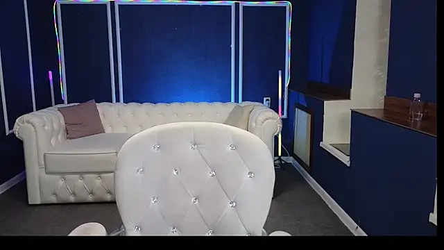 Kira Kenet online show from March 17, 2025, 8:51 pm